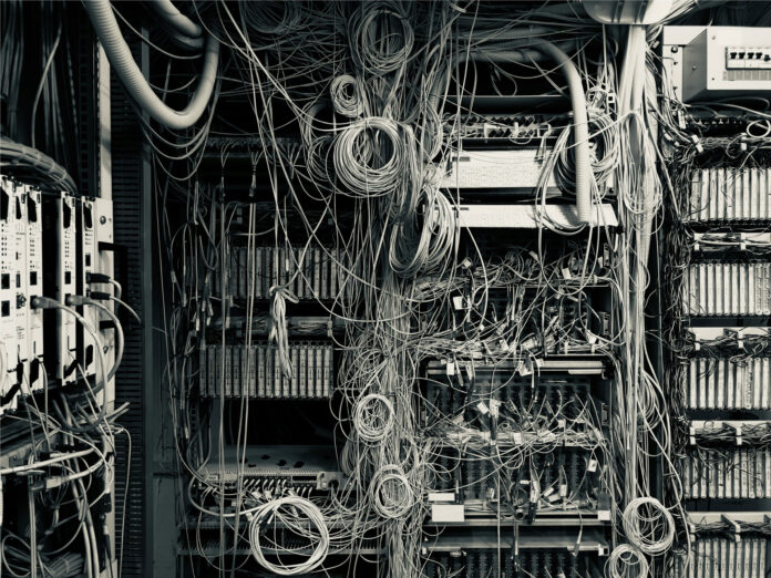 Worauf es beim Kauf eines Netzwerkschranks wirklich ankommt